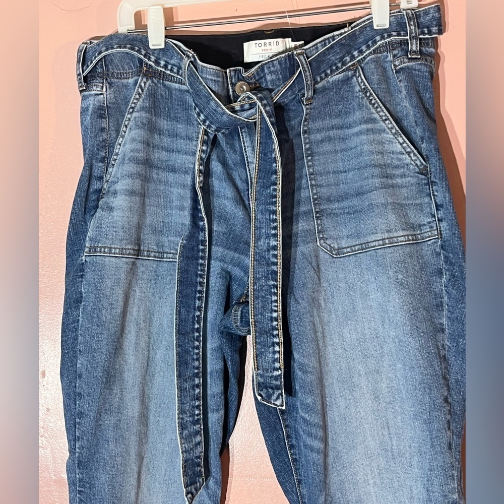Torrid Womens 16R Utility Pocket Sash Tie Mid-rise denim jeans - Picture 6 of 8